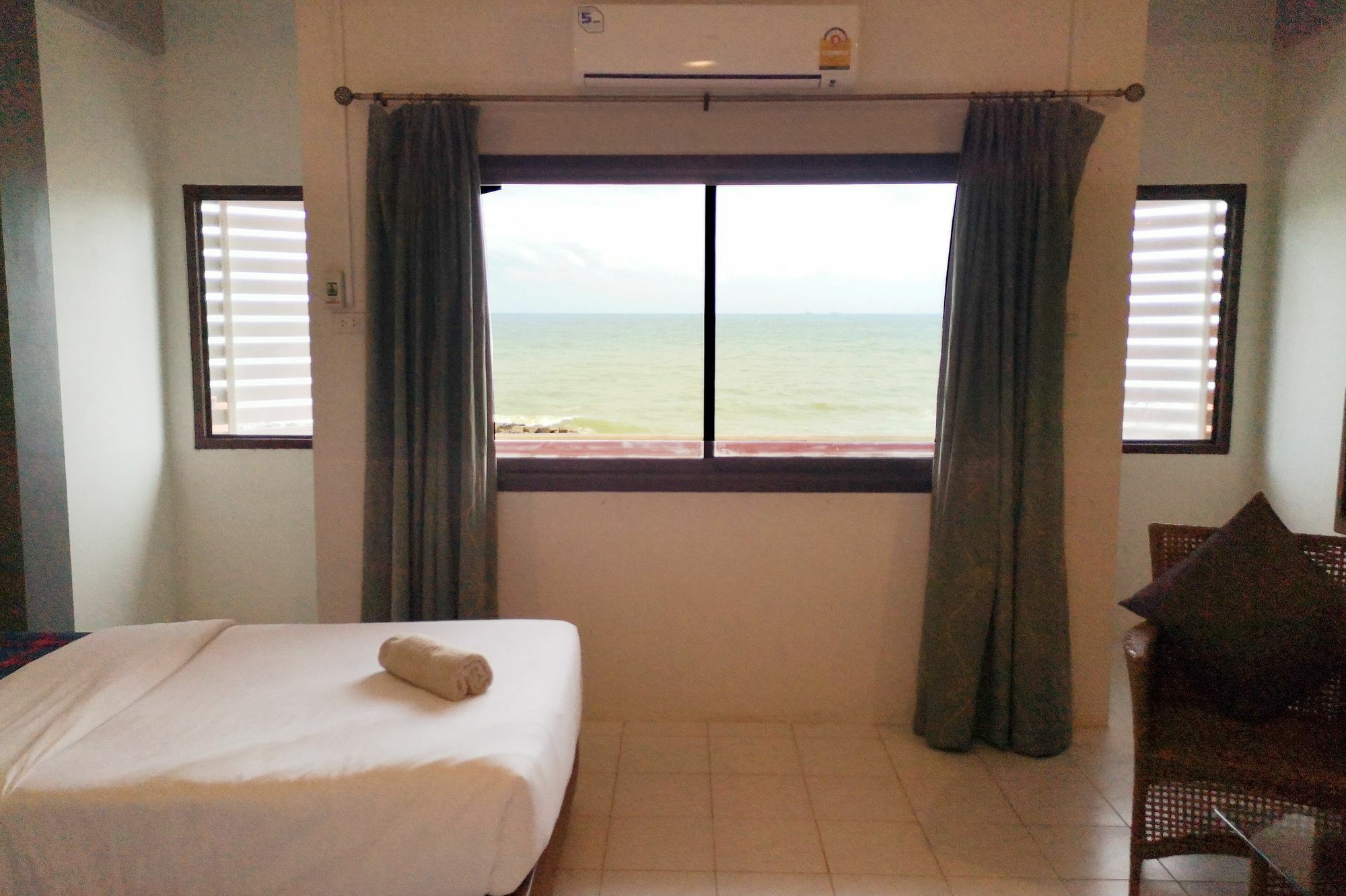 Gao Saengchan Beachfront Rayong Exterior foto
